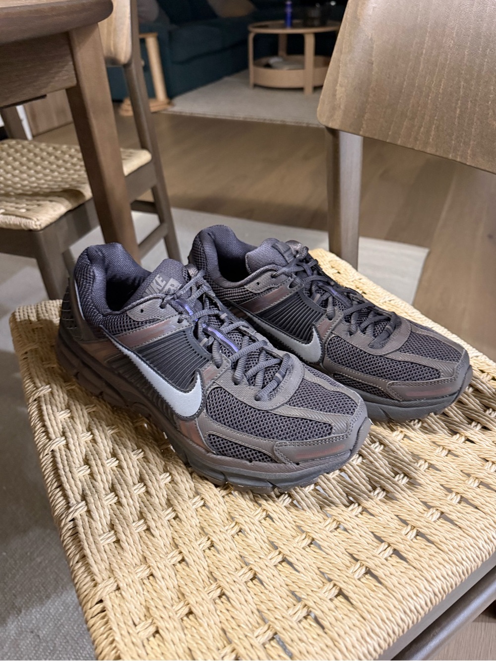 Nike Men’s Black and Dark Brown Mesh Sneakers